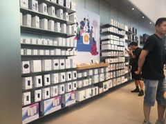 -Apple零售店(华贸购物中心店)