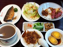 -胡须张鲁肉饭(台北大安店)