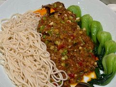-梅龙镇酒家(南京西路总店)