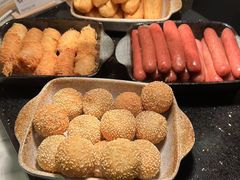 -杭州西湖湖滨银泰亚朵酒店