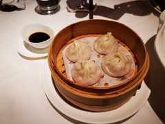 特色鲜肉小笼包-苏浙总会(国金中心店)