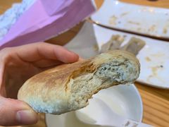 袜底酥-长发西饼(西园店)