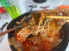 -小街曹师傅砂锅麻辣烫(亚泰大街店)