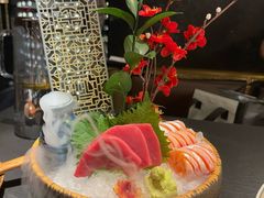 -蟹犇前•帝王蟹雪蟹(陆家嘴店)