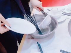 -鲁员外地锅鸡地锅鱼(古墩路店)