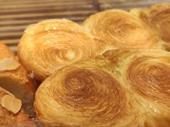 酥香黄油丹麦卷-好利来(鲁谷店)