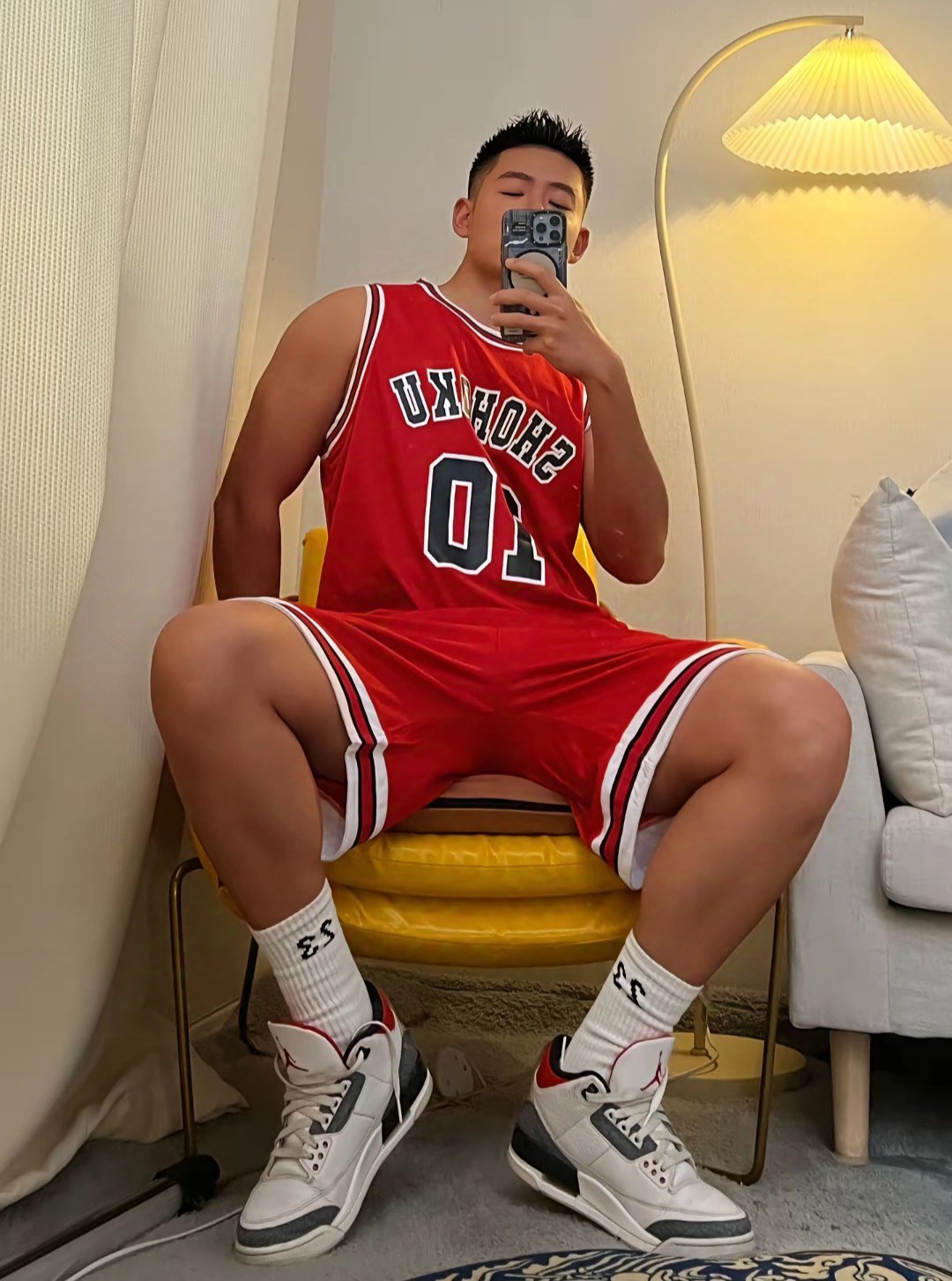 今天我是篮球小能手之白袜体育生