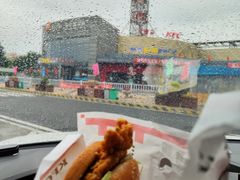 -肯德基(大桥北服务区东店)