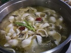 -新记印象酸菜鱼馆(天阳亲子广场店)