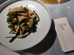 丝瓜尖拌腐竹-京味斋·北京烤鸭(北京南站洋桥店)