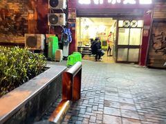 门面-舒小笼松针小笼包