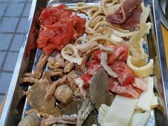 -金鼎雪山牦牛杂火锅(理县总店)