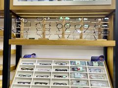 -沪睛眼镜蔡司官方授权店(金桥佳林路店)