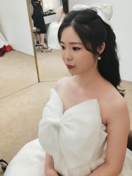 -洋洋婚纱品牌集合店