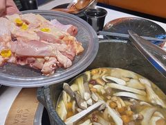 土鸡菌汤锅-芸山季·云南山珍菌火锅(人民广场来福士店)