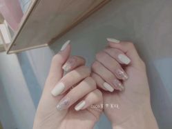 -悦指间美甲美睫