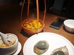 -张家卫·阳江菜·小海鲜(肥婆湾桥店)