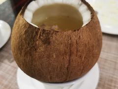 -广州万富希尔顿酒店·感趣自助餐厅·金秋蟹宴生蚝海鲜刺身