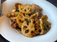-江宴渔村·鱼鲜土菜(紫荆广场店)