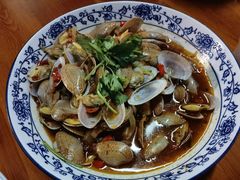 -琥珀老六龙虾(四里河店)