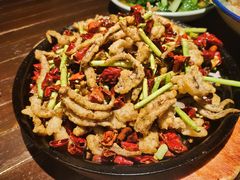 铁板辣炒鱿鱼须-天山醉美辣子鸡(文艺路店)