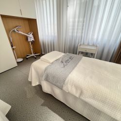 -康美贞·痘肌养护管理中心