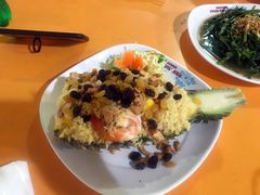 菠萝饭-班赞海鲜市场