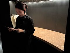 -左庭右院鲜牛肉火锅黑金店(陆家嘴中心店)