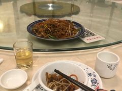-蚝美人·生蚝海鲜烧烤(茶花园店)