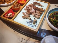 -有红鸡毛店·川菜(建设路店)