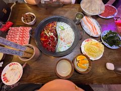 -萍姐火锅·公路夜市(武汉首店)