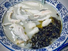 -明呈黄鱼面馆(斜土路店)