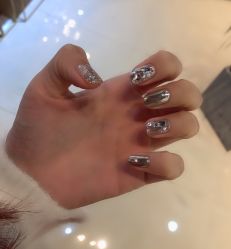 -缪斯美甲美睫