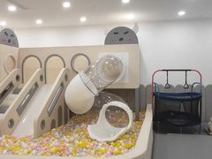 -龙格亲子游泳·水育早教运动中心(龙湾天街店)