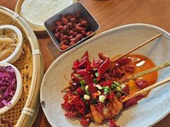 -包整·丝娃娃(一览甲秀楼风景店)