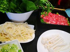 -牛叔鲜羊肉铜火锅(远东小区店)