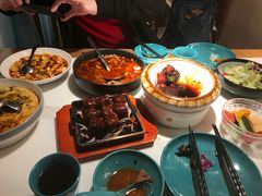 -荷塘秋月·本帮江浙菜(国权路店)