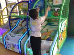 -王府井奥莱临潼小镇(临潼店)