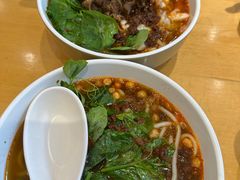 -三千粉牛肉米粉(来客茂店)