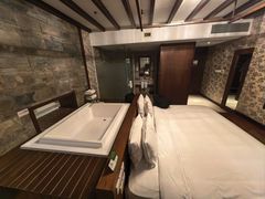 -中铁花水湾温泉酒店(大邑店)