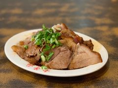 蹄膀-壹等品霸王猪脚(世紀廣場旁)