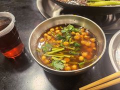 -鸿顺老铁锅美蛙鱼府(解放碑店)