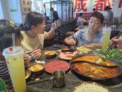 -冯校长老火锅(中联广场店)