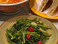 -滕记星发餐室·新加坡菜(巨鹿路店)