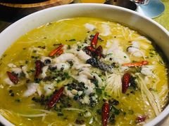 -爱啤精酿·民谣酒馆(滨江店)