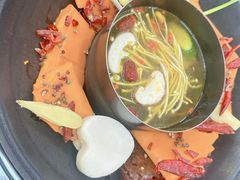 -渝里重庆火锅(航天城店)