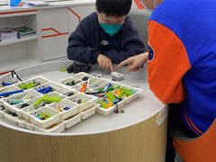 -斯坦星球AI编程·机器人科创·科学实验·信奥·思维·STEM·乐高·竞赛考级(长宁虹桥大融城荟聚中心)