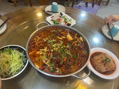 -褒河栈道渔庄(建工路总店)