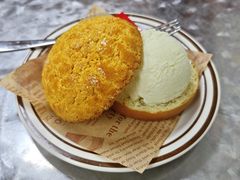 菠萝包-兴华里茶记(禅城同济首店)
