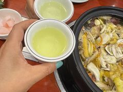 -菌之家·专业纯野生菌火锅·特色炒菌